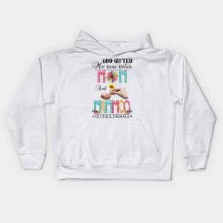 God Gifted Me Two Titles Mom And Mamoo And I Rock Them Both Wildflowers Valentines Mothers Day Kids Hoodie